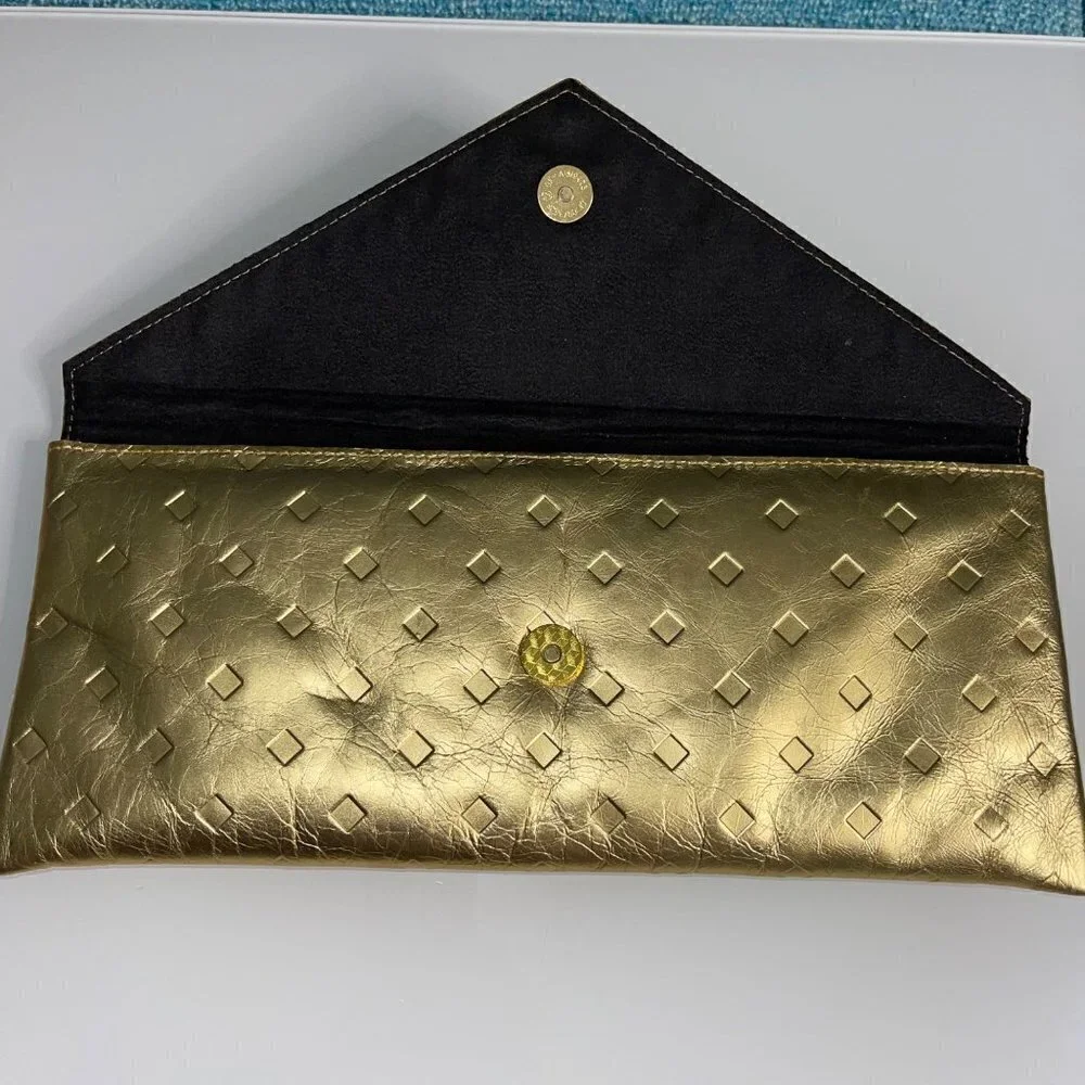 Womens Barbie by Tookata People Gold Envelop Clutch Textured Diamond New